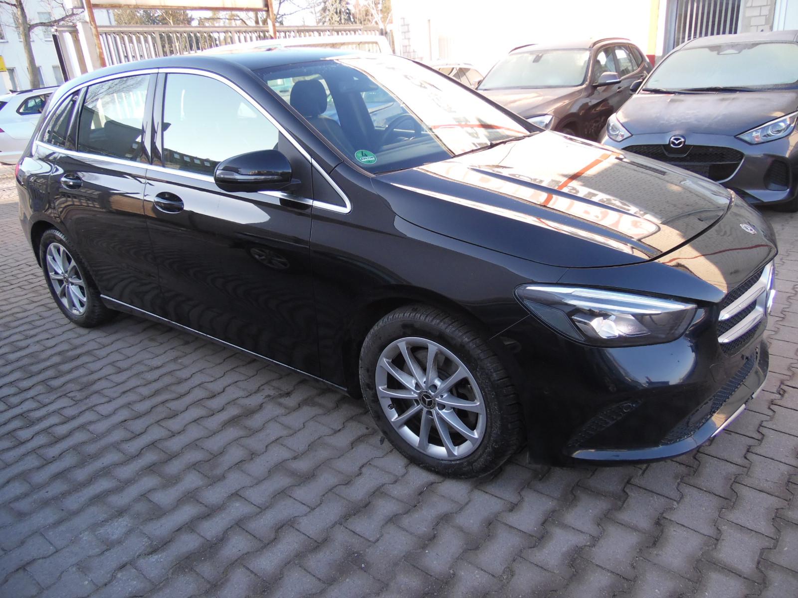 Mercedes-Benz B 250 Progressive Navi LED