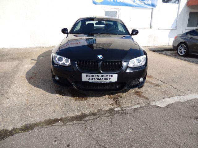 Fahrzeugabbildung BMW 325i/M-Paket/Xenon/Leder/2.Hd/Navi/19-Zoll/VollS