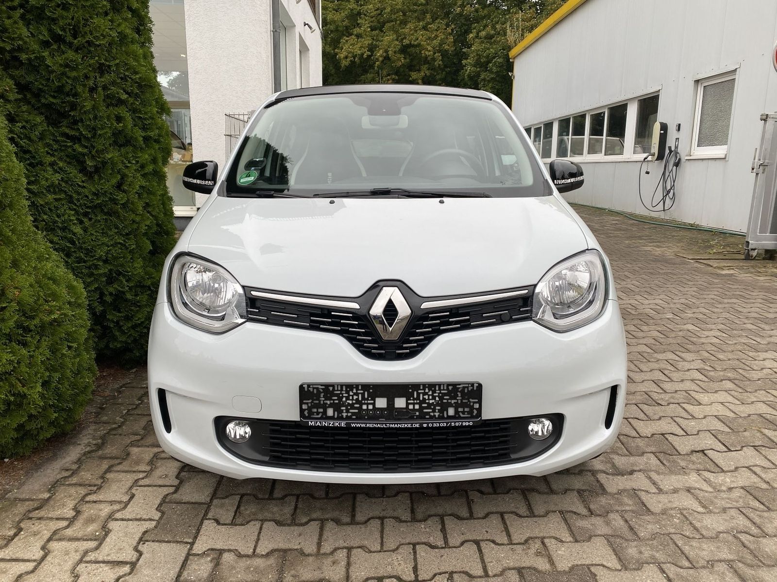 Renault Twingo E-Tech Urban Night imagem 2