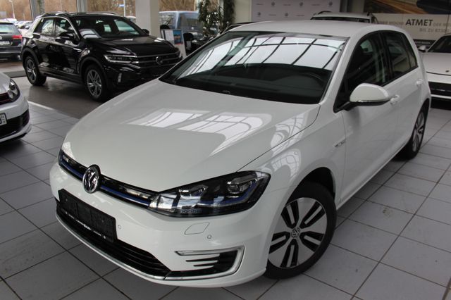 Volkswagen EGolf VII Lim./CCS/WRMPE/KAME/STZHZ/PDC/ALU/NAVI