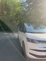 Volkswagen T7 Multivan 1,5 TSI OPF DSG Edition Edition - VW T7 Multivan von privat