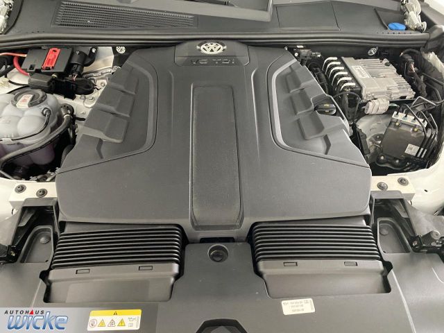 Touareg 3.0 TDI BMT 4Motion R-Line NAVI KLIMA