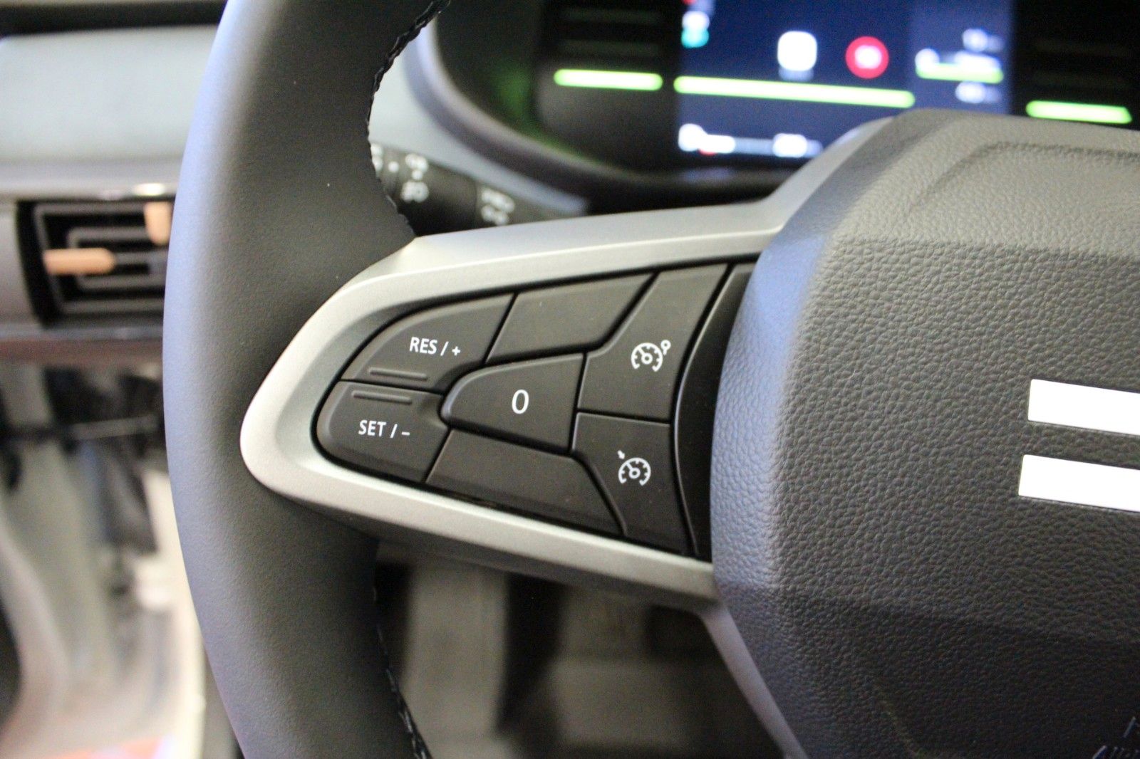 Fahrzeugabbildung Dacia Jogger TCe 110 Extreme 7-Sitzer  MY26 *Winterp.*