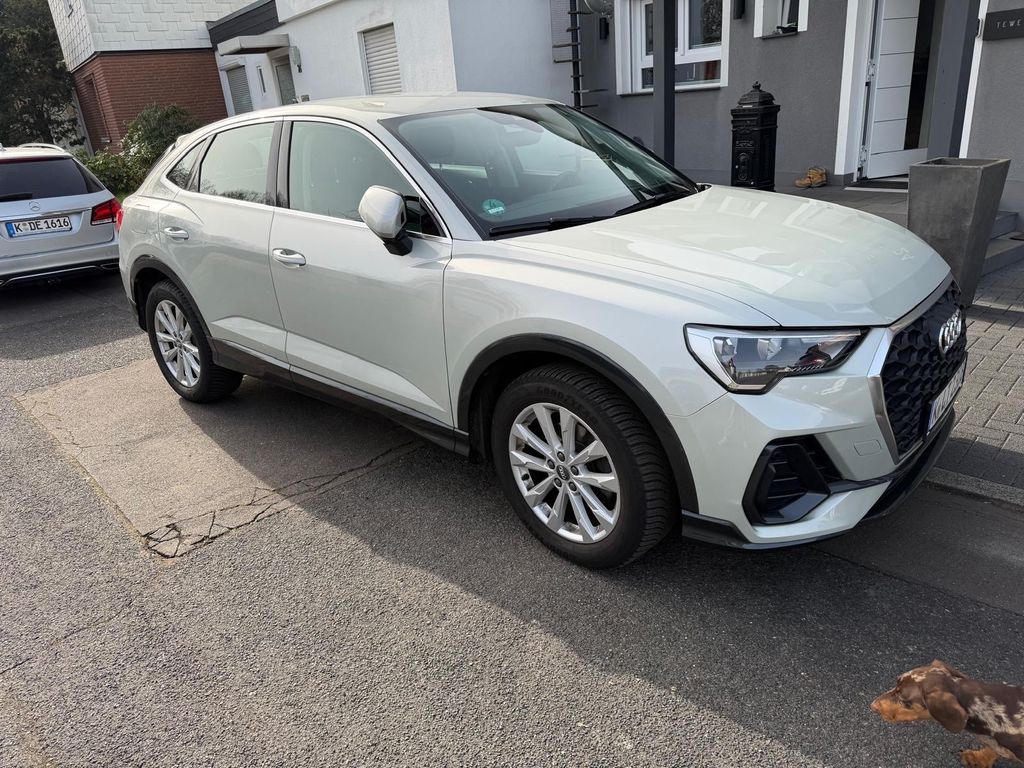 Image of Audi Q3