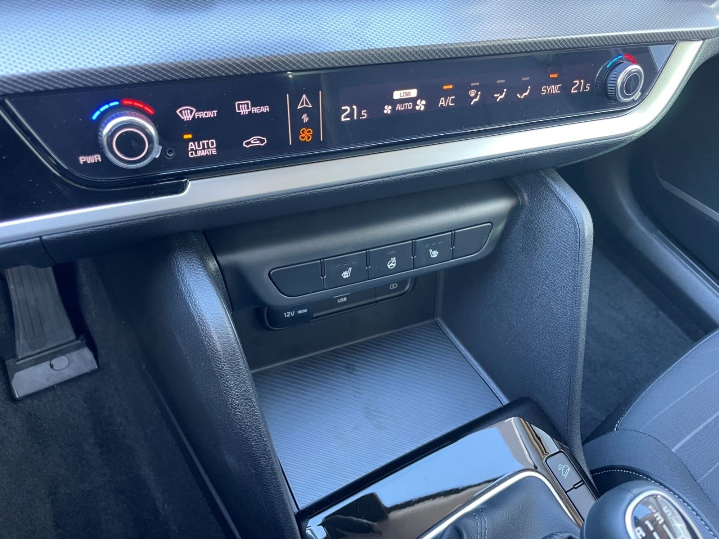 Fahrzeugabbildung Kia Sportage Vision LED Navi Kamera Klima DAB SHZ