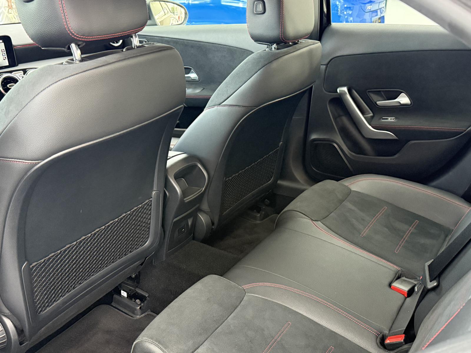 Mercedes-Benz A-Class AMG Line, Leder Alcantara, MB Service Neu!, миниатюра 14