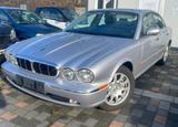 Jaguar XJ8 3.5 V8 Automatik/Leder/Alufegen... - Jaguar XJ8 aus 2003