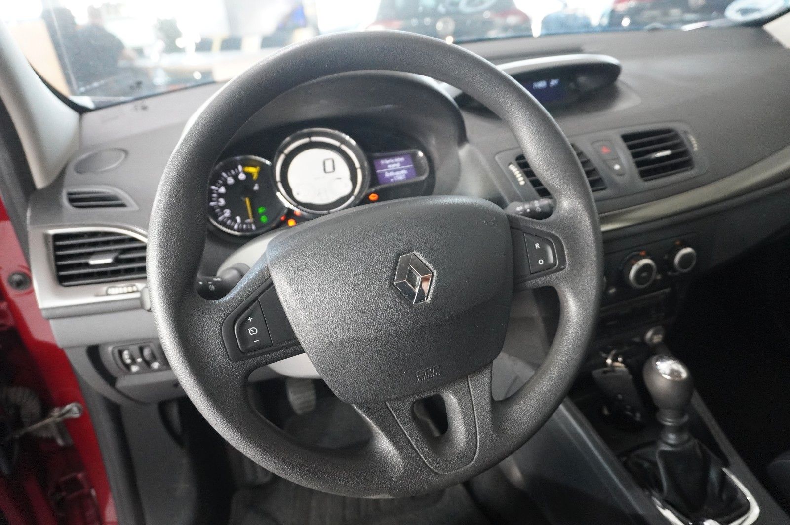 Fahrzeugabbildung Renault Megane Grandtour 1.6 AUTHEN. KLIMA/PDC/NEBEL/AHK