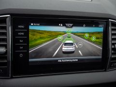 Foto Nummer 9: SKODA Karoq