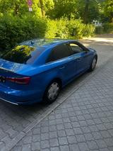 Audi A3 35 TFSI S tronic sport sport - Audi A3 Unfallwagen