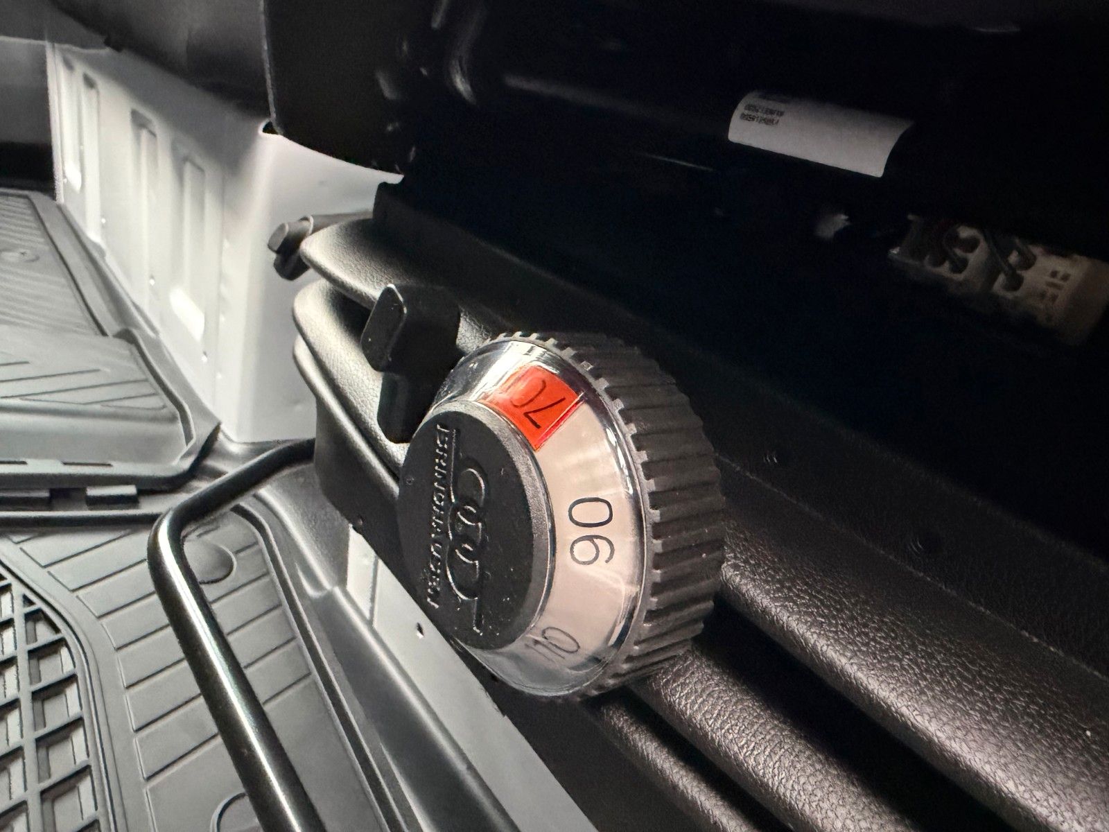 Fahrzeugabbildung Mercedes-Benz Sprinter 317 CDI 3665 9G AHK3,5to Klima Schwing