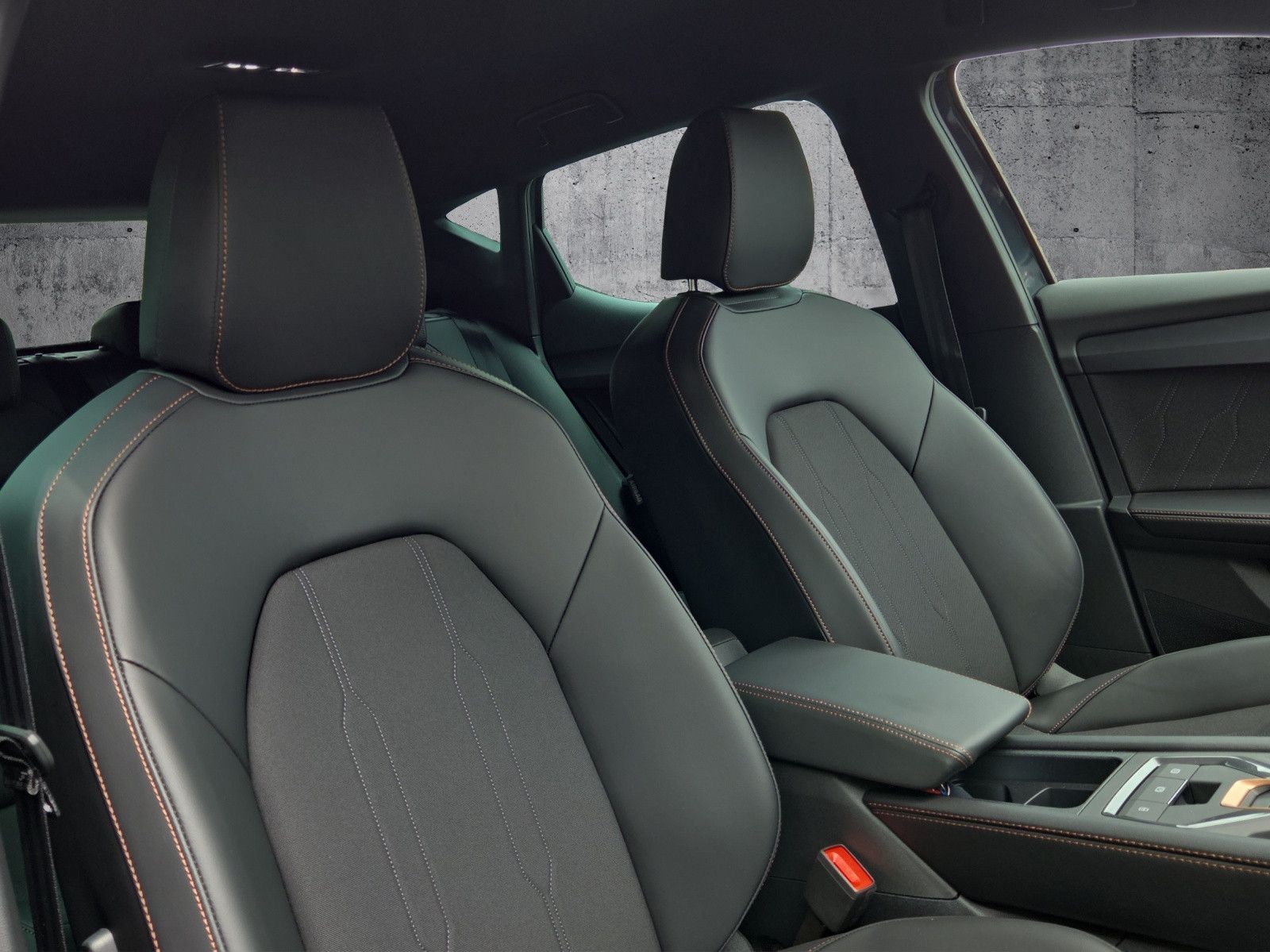 Leon "Pure Performance" 1.5 eTSI 110kW DSG NAVI