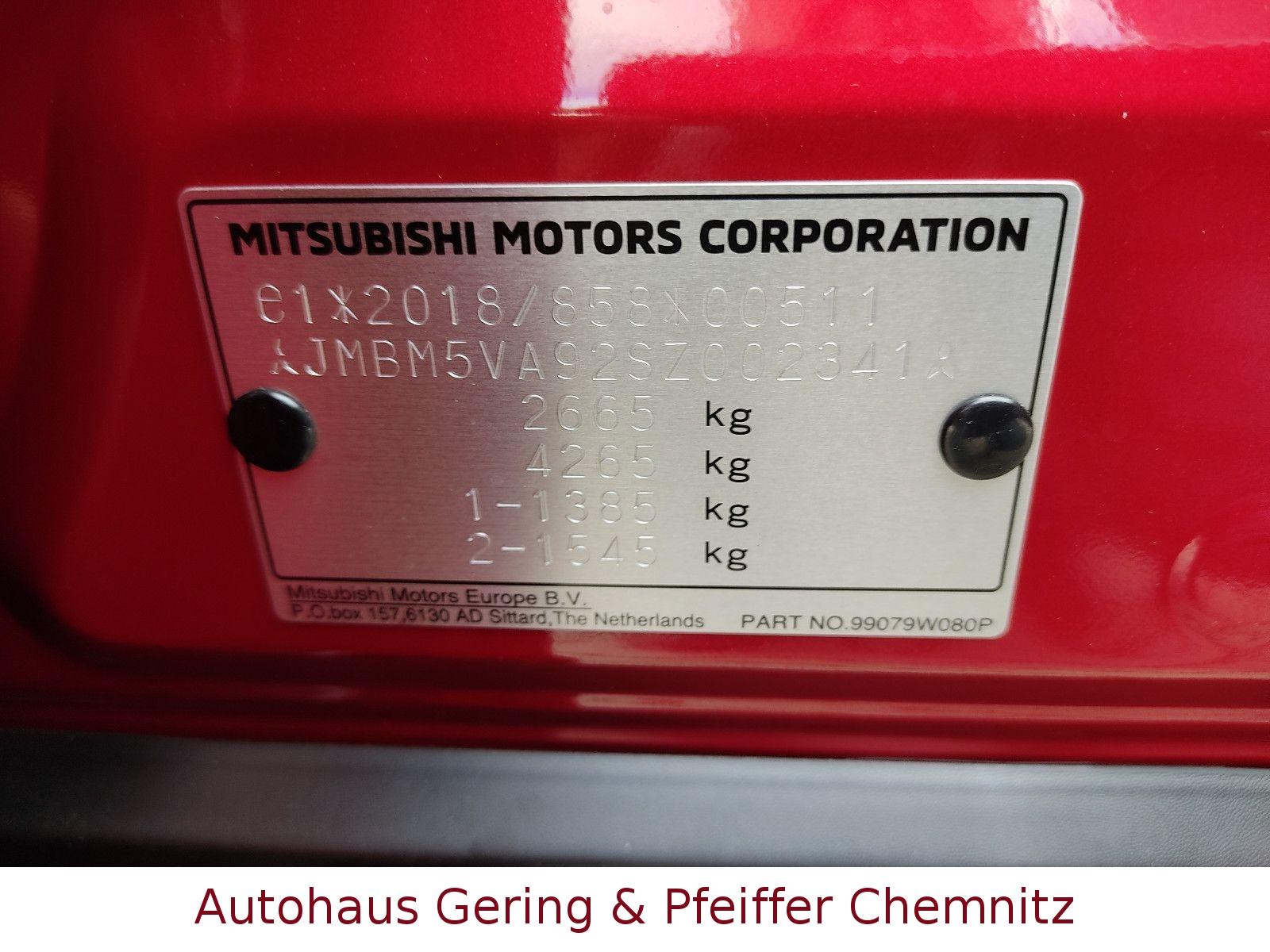 Mitsubishi Outlander PHEV Plug-in Hybrid Intro Edition