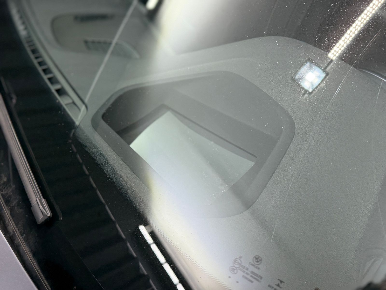 Fahrzeugabbildung BMW 540i Touring xDrive M Sport|HIFI|HuD|PANO|KEYLES