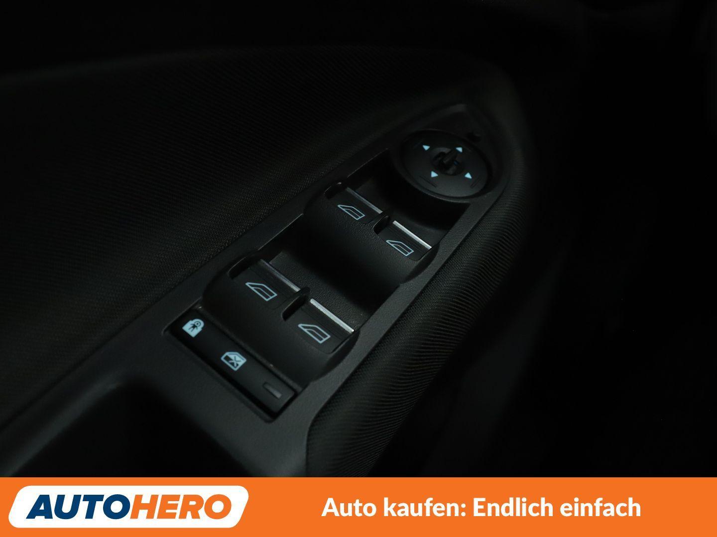 Ford C-Max 1.0 EcoBoost Titanium *NAVI*TEMPO*PDC*SHZ*