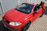 Renault Megane CC Coupé-Cabriolet 2.0 16V TÜV 03/2026 - Renault Megane aus 2004: Cabrio