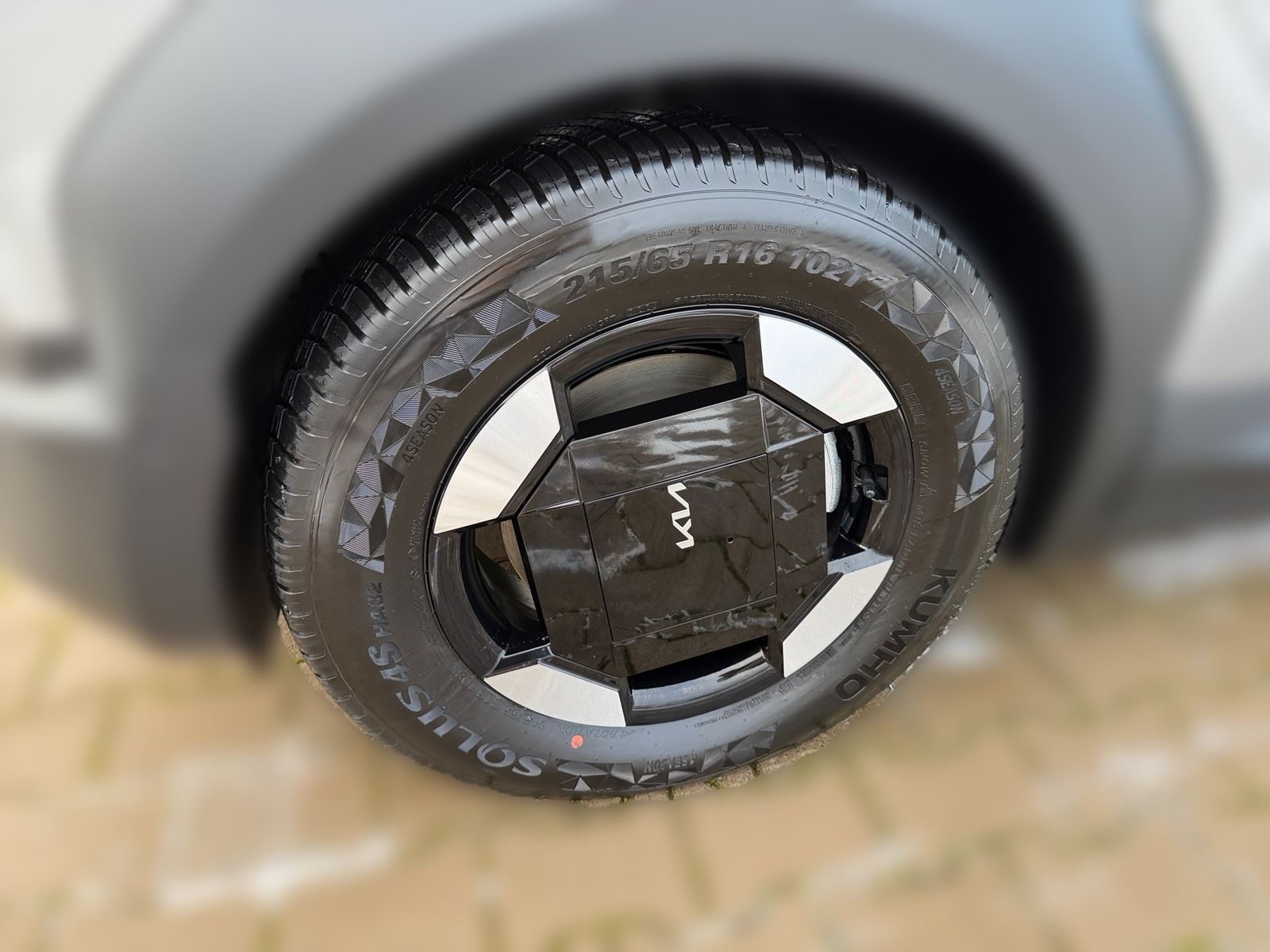 Fahrzeugabbildung Kia PV5 CARGO L2H1 4T ELITE 71.2 WP CT LM AW