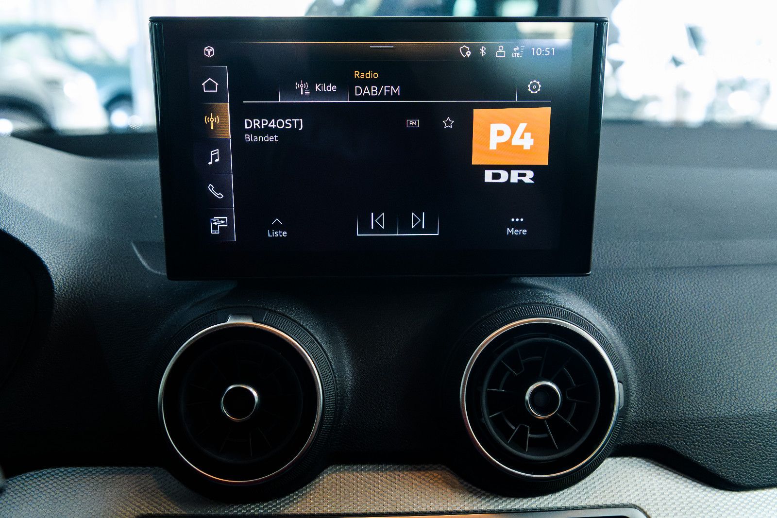 Fahrzeugabbildung Audi Q2 35 TFSI +Kamera +Sitzheizung +DAB