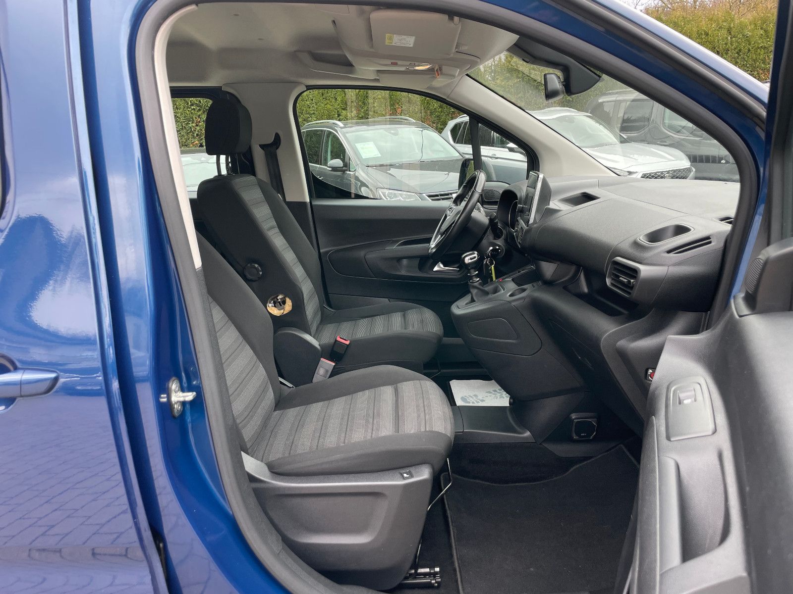 OPEL Combo Life, 2021, Benzin, 110 PS