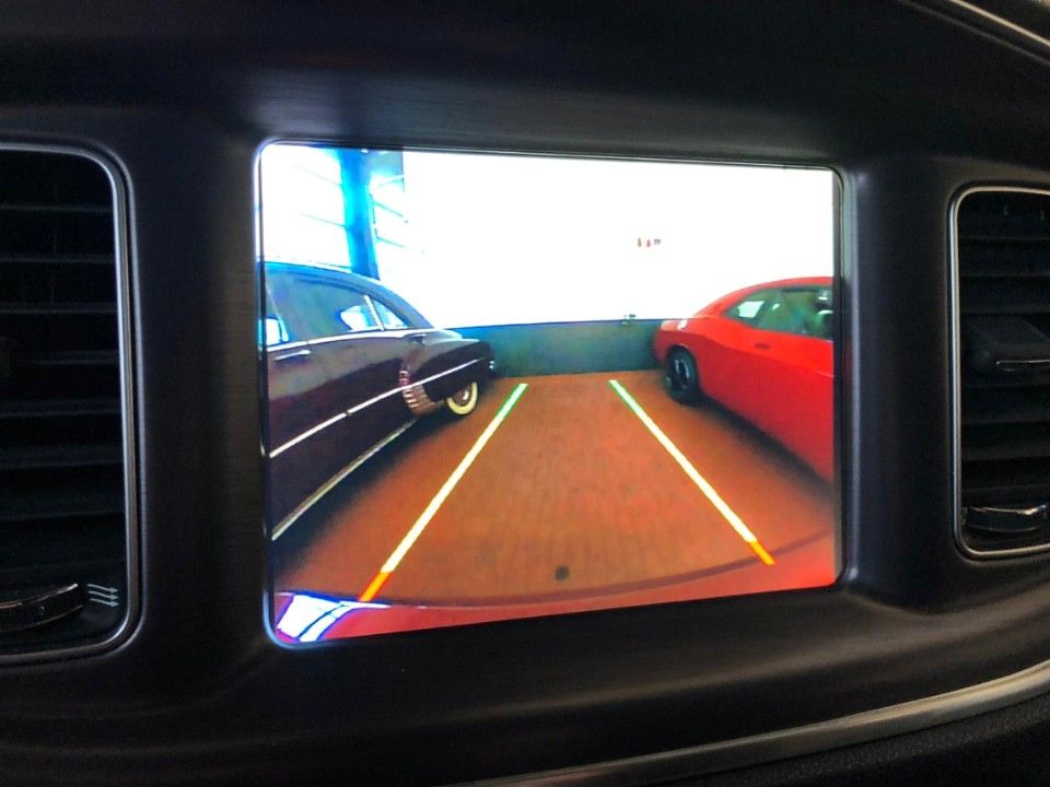 Fahrzeugabbildung Dodge Charger 6.4 SRT Scat Pack + Super TrackPak