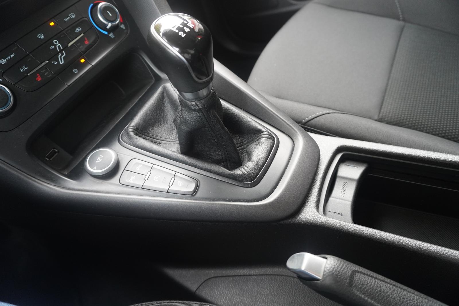 Ford Focus Turnier 1.0 Eco Cool&Connect Klima Navi PD