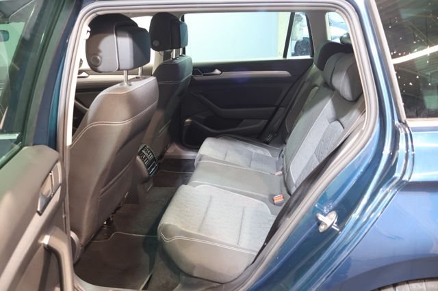 Volkswagen Passat 2.0 TDI Business ACC+CARPLAY+KAM+LED+AHK