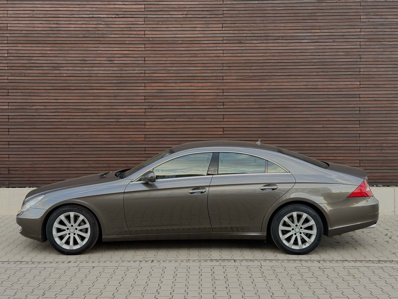 Mercedes-Benz CLS 280
