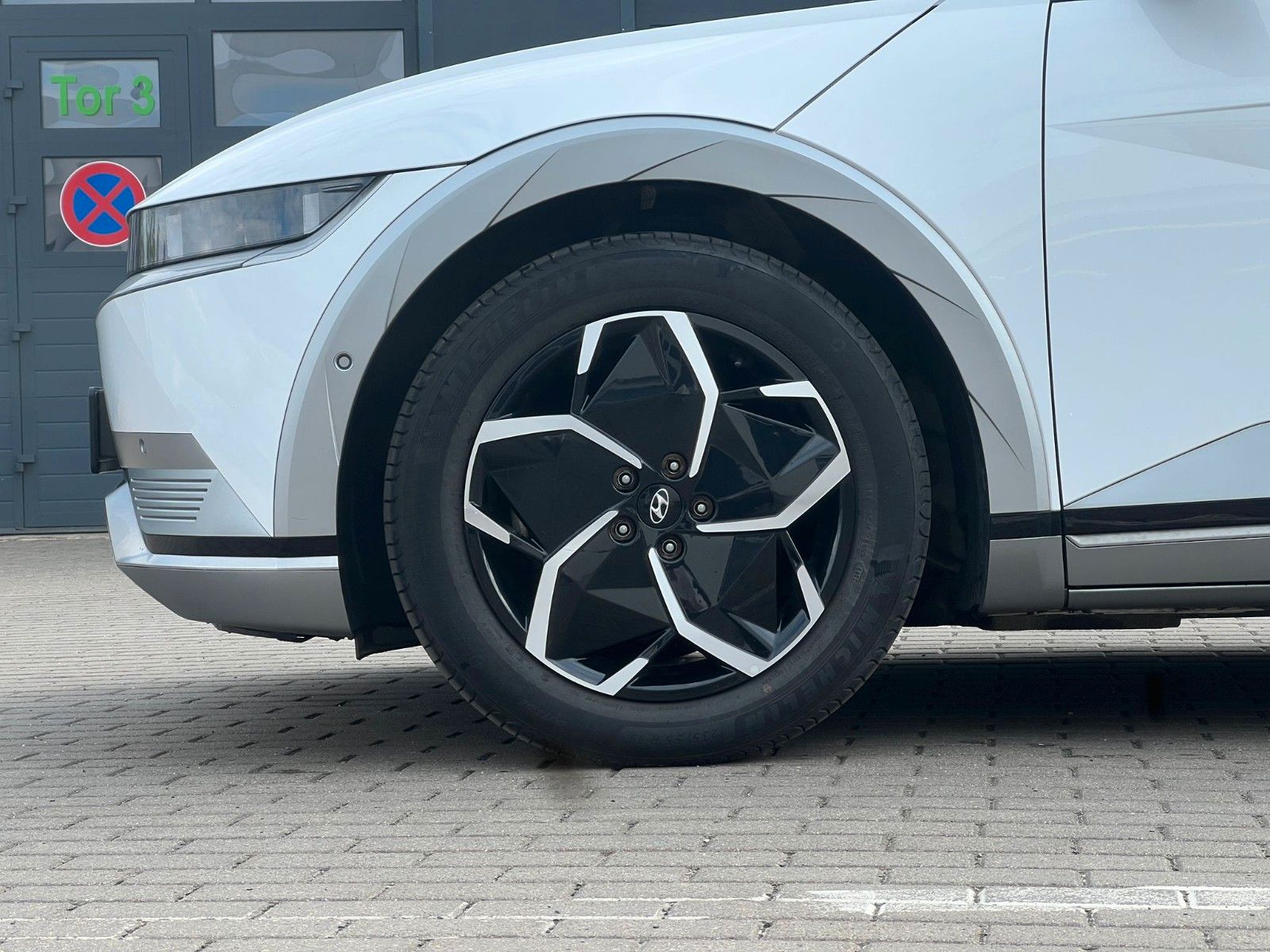 Fahrzeugabbildung Hyundai IONIQ 5 Uniq *RW507KM*HeadUp*Totwinkel*ACC*360°