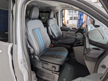 Ford Tourneo Custom 2.0 EcoBlue SPORT L2