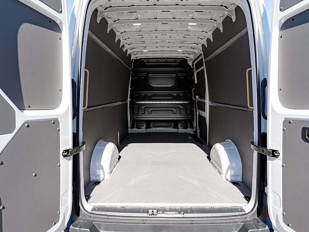 Fahrzeugabbildung Volkswagen Crafter Kasten 2.0 TDI Kasten 35 lang Hochdach