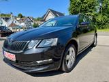 Skoda Octavia Combi 1.5 TGi G-Tec Gas Aut.NaviPdcSitzh - Skoda Octavia mit CNG-Antrieb: Navigationssystem, Kombi