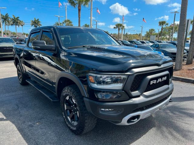 Dodge RAM Rebel 1500 4x4 Crew Cab unfallfrei