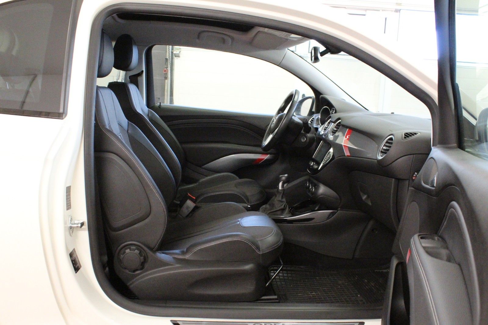 Fahrzeugabbildung Opel Adam ROCKS 1.4 Turbo* Faltdach *Winterpaket*