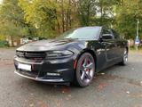 Dodge Charger 5.7 R/T V8, TÜV 08/27,  8-fach bereift - Dodge Charger mit Benzin-Antrieb