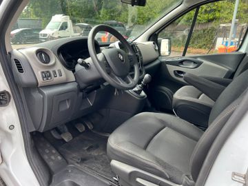 Renault Trafic - 8