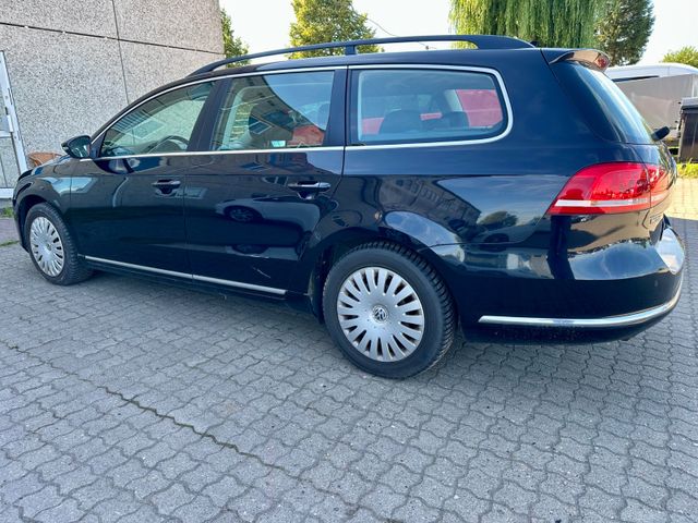 Volkswagen Passat Variant Comfortline BlueMotion — Bild 3