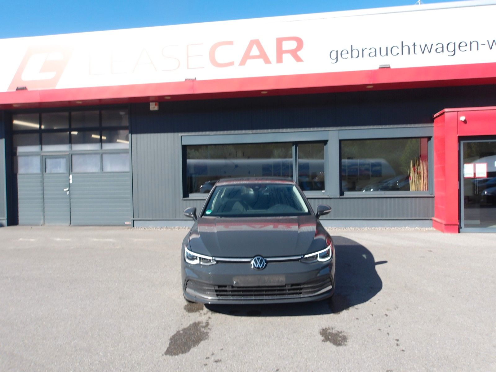 Volkswagen Golf VIII Lim. Style eHybrid EXP € 14990.-- imagem 2