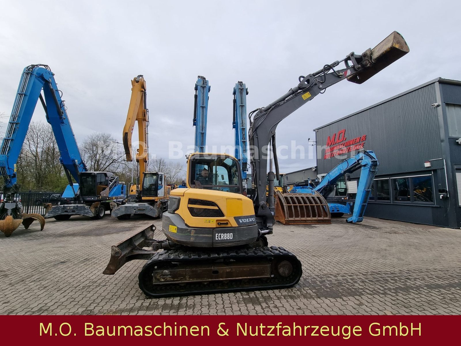 Fahrzeugabbildung Volvo ECR 88 D / Hammerleitung / SW