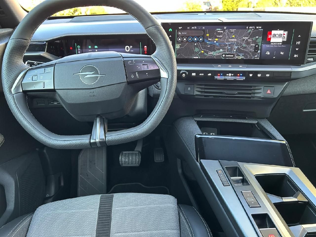 Fahrzeugabbildung Opel Grandland 1.2 48V Mild-Hybrid 100 kW GS