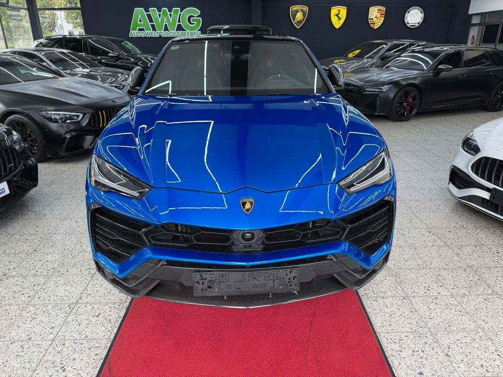 Image of Lamborghini Urus