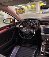 Volkswagen Passat B8 2.0TDI DSG SCR Highli... - VW Passat Gebrauchtwagen in Erfurt