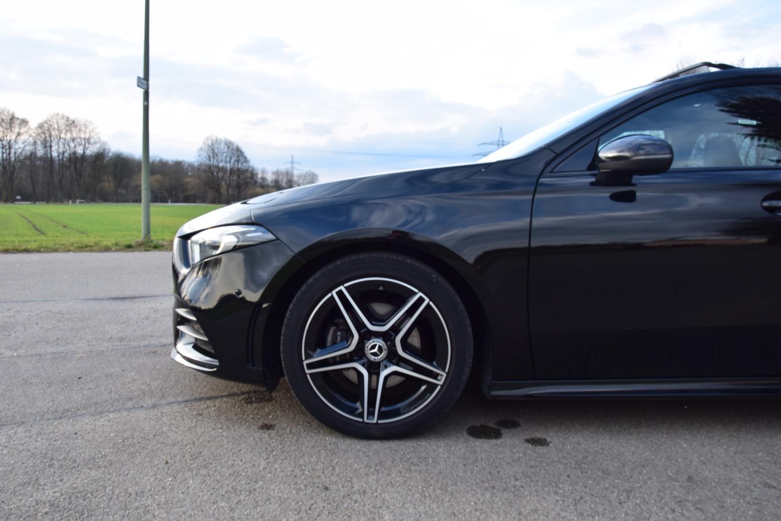 Mercedes-Benz A 200 AMG LINE/PANO/SPURAS./SONNENDACH