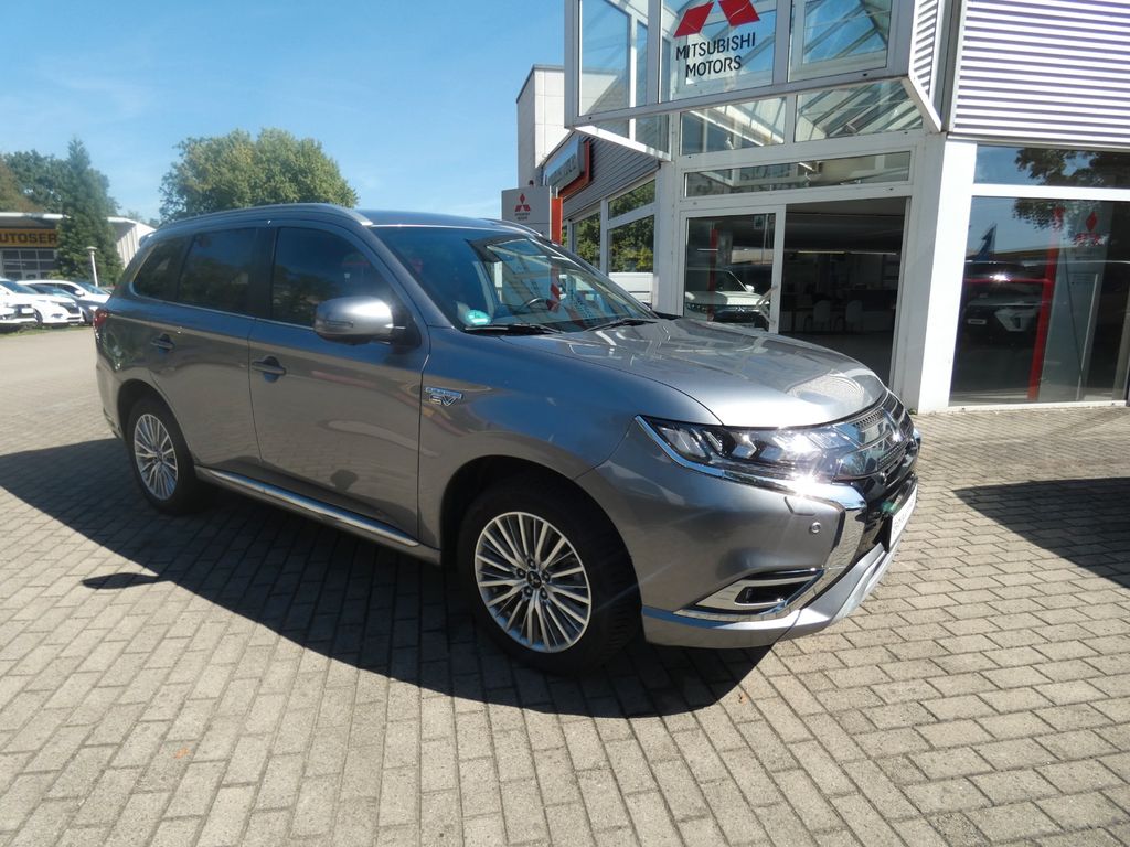 Image of Mitsubishi Outlander