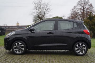 Hyundai i10 1.2 NAVI-ALU15-KAMERA-PDC-NEUES MODELL-