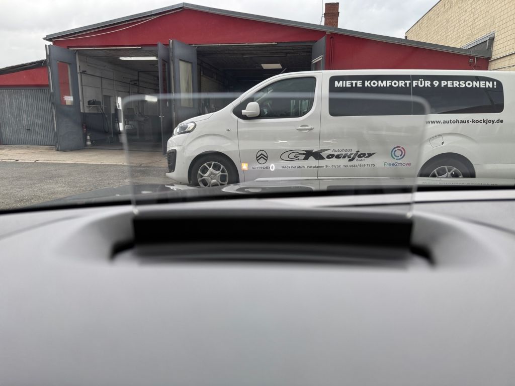 Fahrzeugabbildung Citroën C4 Hybrid 136 ë-DSC6 MAX