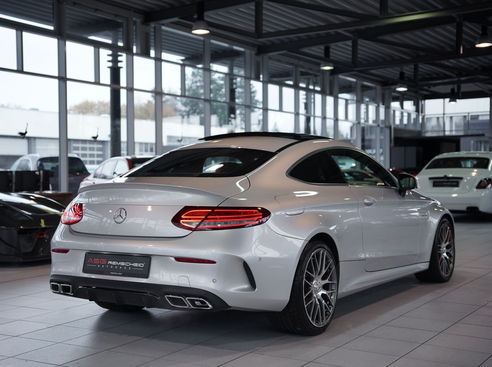 Mercedes Benz C 63 Amg