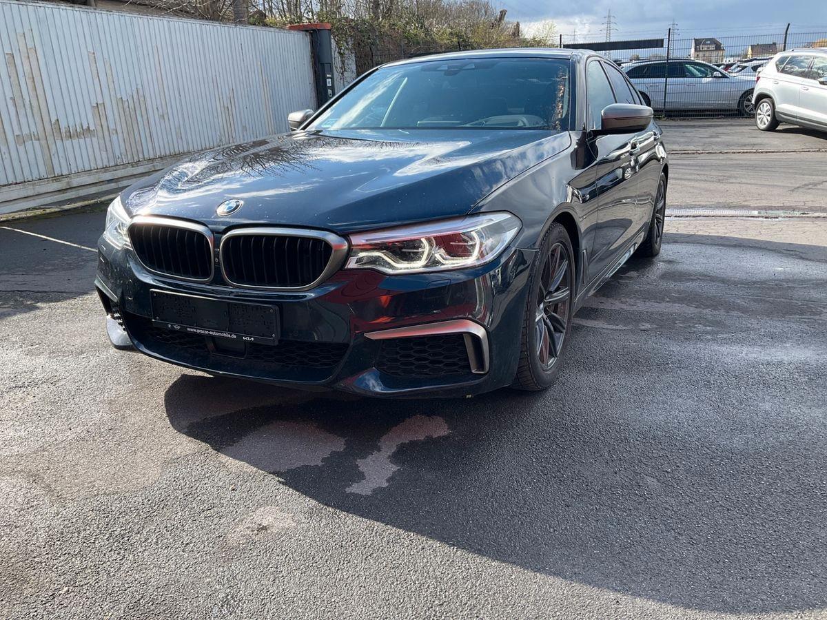 BMW M550 iA xDrive