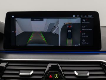 Fahrzeugabbildung BMW 540d xDr Tour M Sport Pano HUD AHK ACC 360°
