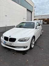 BMW E93 335i*DKG*WenigKM*Original* - BMW 3er Reihe: Cabrio, E93