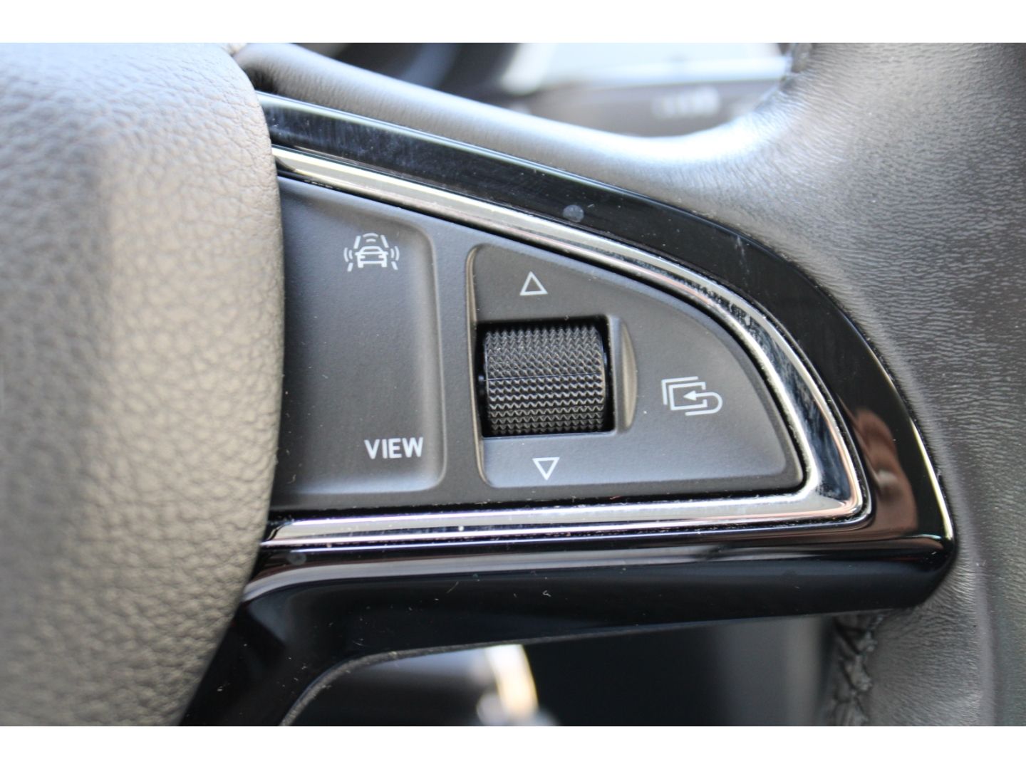 SKODA Fabia Combi Ambition 1.0 TSI DSG ACC LED DAB RFK - Image 19